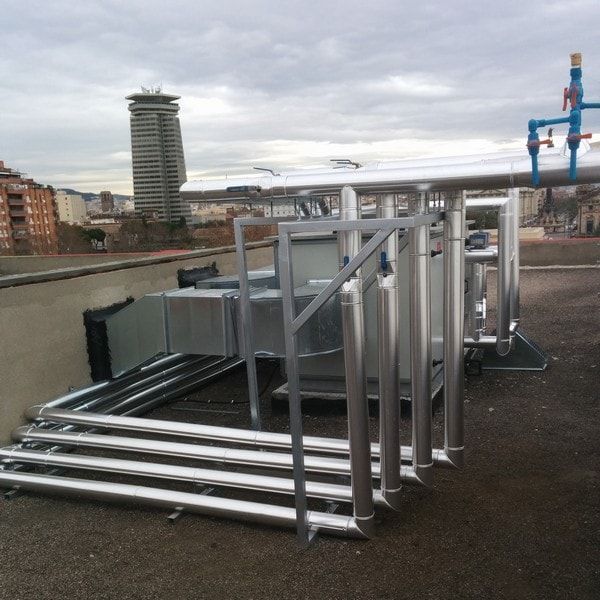 Climatización de planta de oficinas en edificio público JC 33 Barcelona - imagen 3